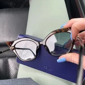 Fendi | Accessories | Lightly Worn Fendi Sunglasses | Poshmark display picture 1